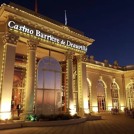 Cosy Ground Floor 4005,la Du Golf